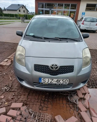 Toyota Yaris cena 4400 przebieg: 256200, rok produkcji 2007 z Rybnik małe 22